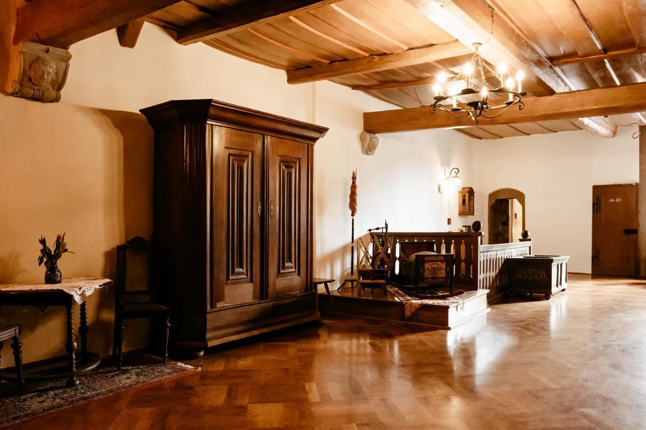 Hotel-Gasthof Goldener Greifen Ротенбург об дер Таубер Екстериор снимка