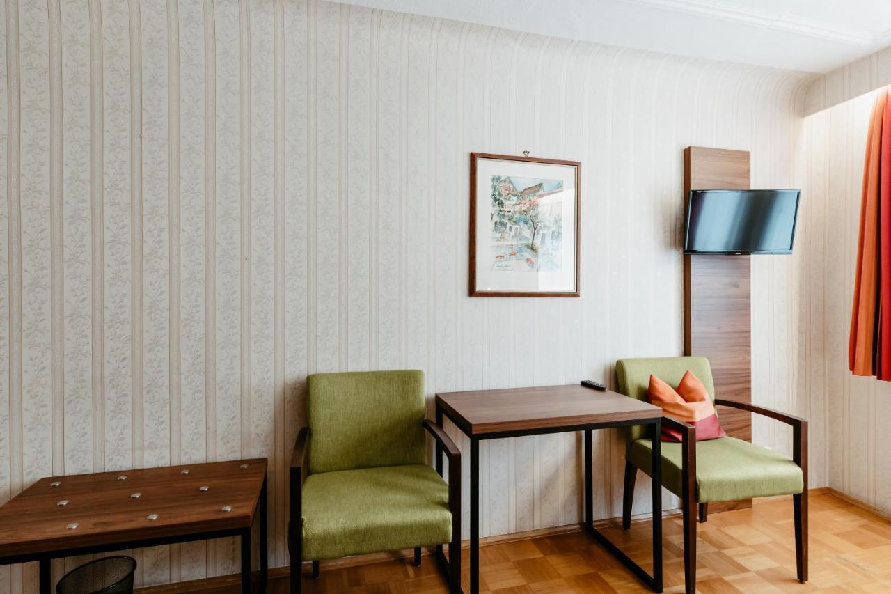 Hotel-Gasthof Goldener Greifen Ротенбург об дер Таубер Екстериор снимка